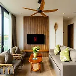 Avanya Luxury Apartment Center Of Seminyak