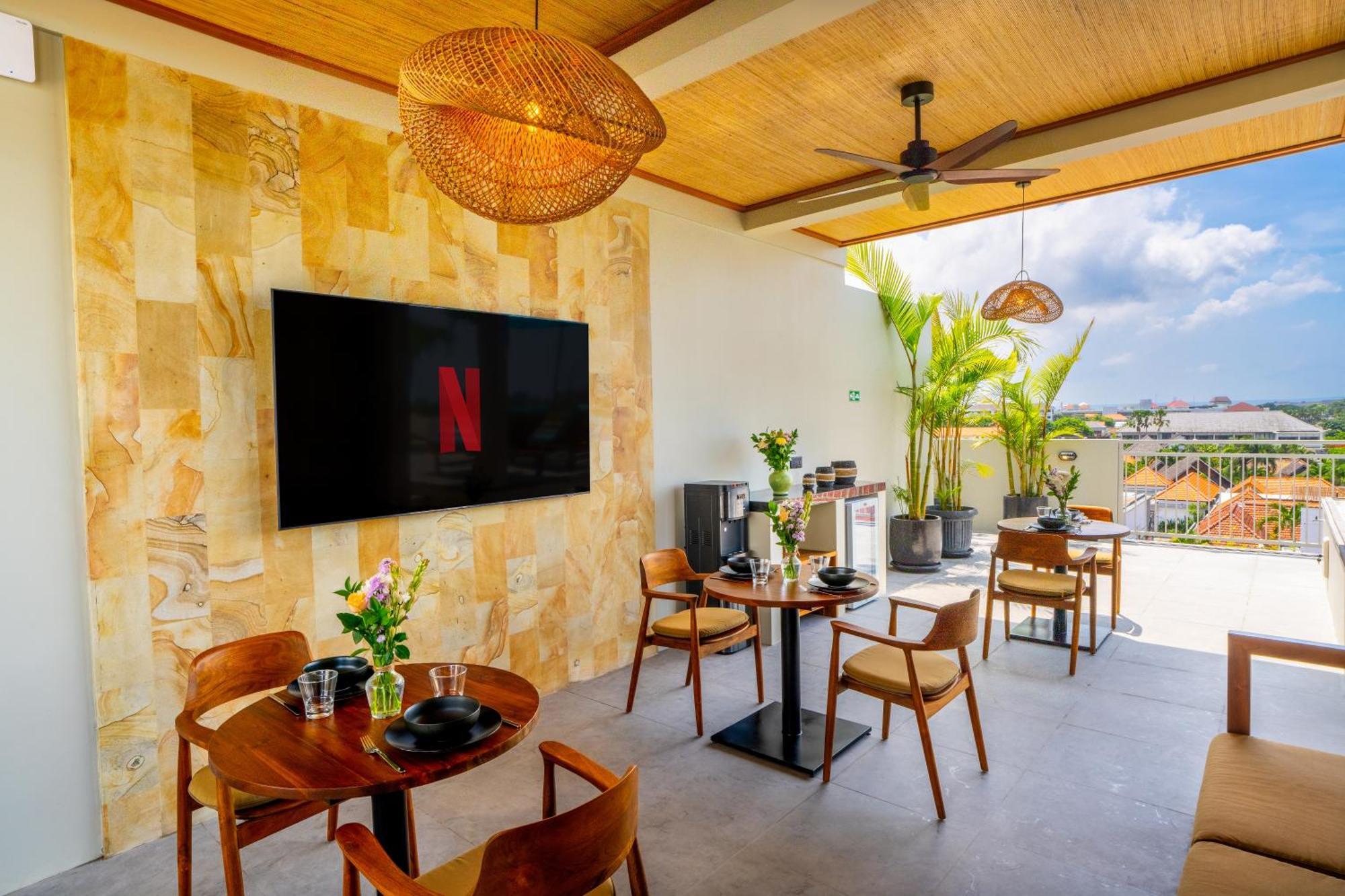 Aparthotel Avanya Luxury Center Of